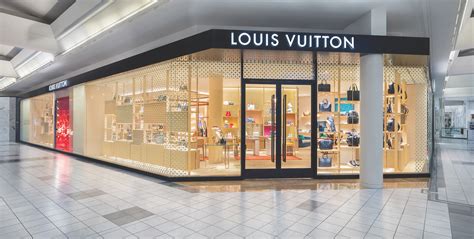 green hills mall louis vuitton.